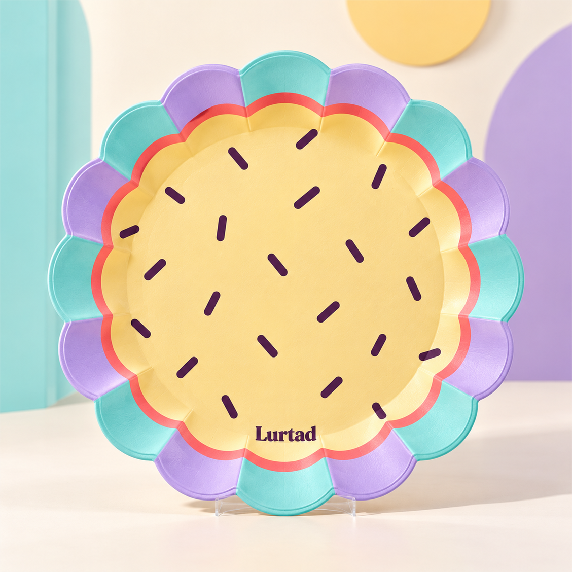 Lurtad Sprinkle Scallop Party Plates main party item view